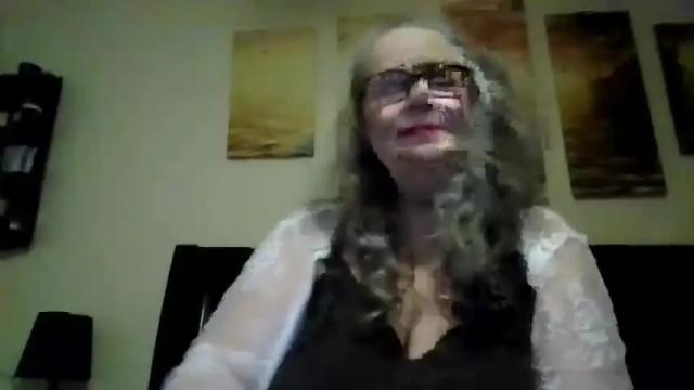 Image 8 of thickhippiechick Stream on Chaturbate on 20 months ago