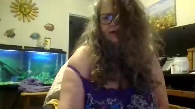 Image 12 of thickhippiechick Stream on Chaturbate on 15 months ago