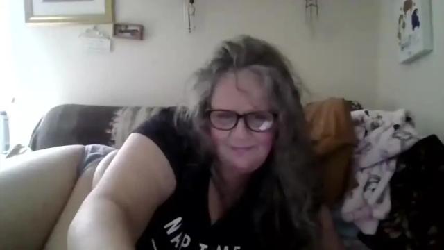 Image 8 of thickhippiechick Stream on Chaturbate on 15 months ago