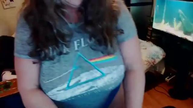 Image 3 of thickhippiechick Stream on Chaturbate on 14 months ago