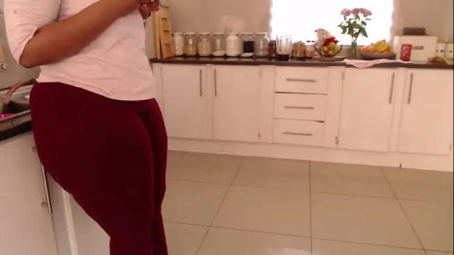 Image 4 of thickjes Stream on Chaturbate on 13 days ago