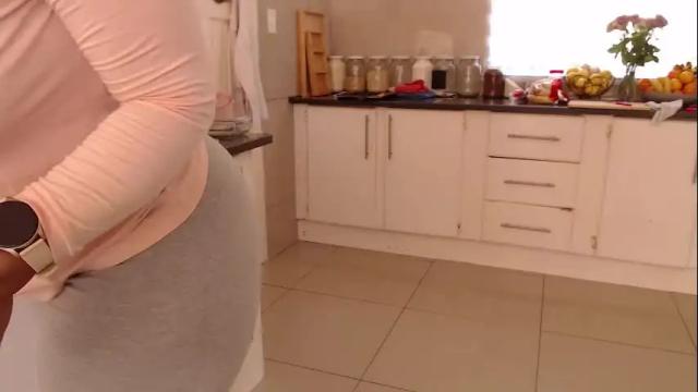 Image 4 of thickjes Stream on Chaturbate on 7 days ago