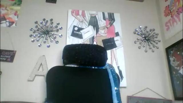 Image 7 of thickybreast Stream on Chaturbate on 7 hours ago