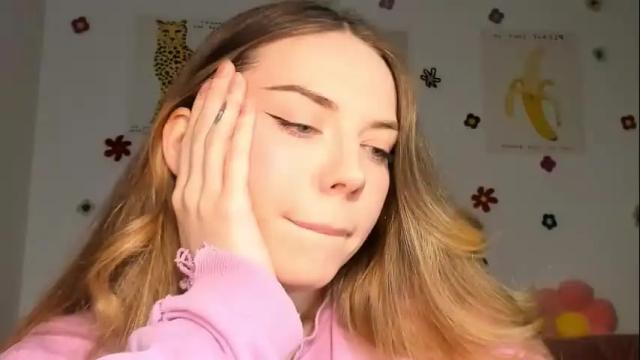 Image 4 of thisisamelia Stream on Chaturbate on 8 months ago