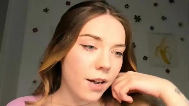 Image 6 of thisisamelia Stream on Chaturbate on 8 months ago