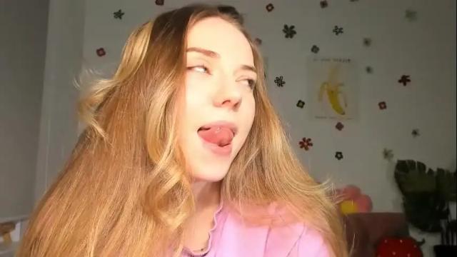 Image 8 of thisisamelia Stream on Chaturbate on 8 months ago