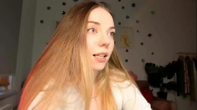 Image 8 of thisisamelia Stream on Chaturbate on 8 months ago