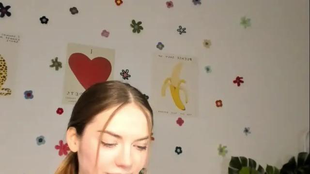 Image 10 of thisisamelia Stream on Chaturbate on 7 months ago