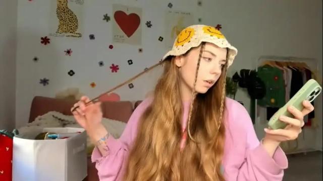 Image 11 of thisisamelia Stream on Chaturbate on 6 months ago