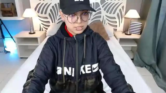 Image 2 of thomascooper666 Stream on Chaturbate on 22 months ago