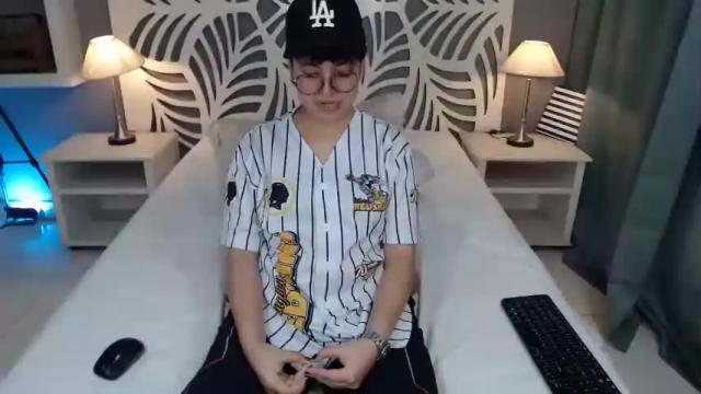 Image 3 of thomascooper666 Stream on Chaturbate on 18 months ago