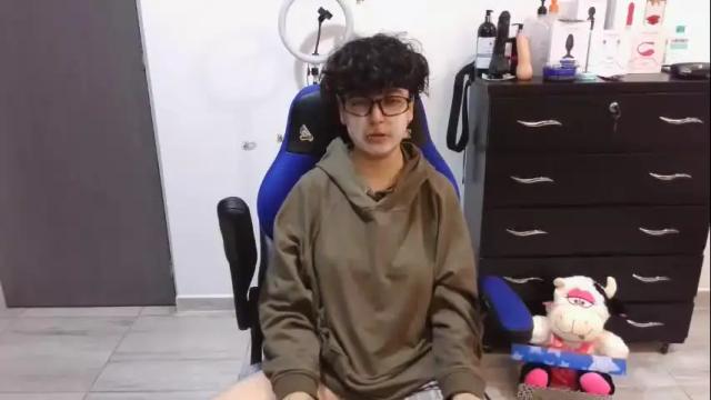 Image 3 of thomascooper_cams Stream on Chaturbate on 21 days ago