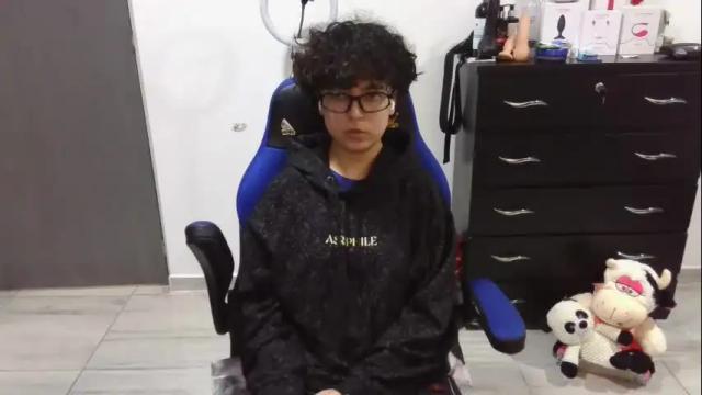 Image 2 of thomascooper_cams Stream on Chaturbate on 1 month ago