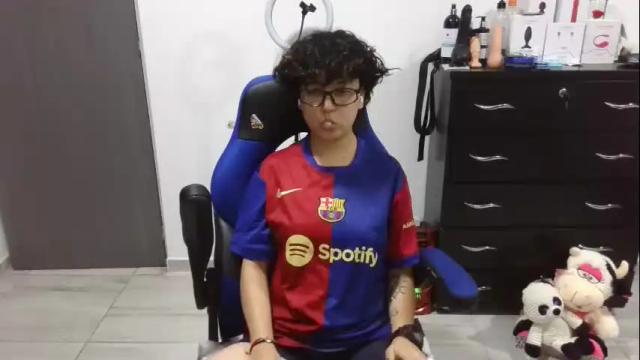 Image 3 of thomascooper_cams Stream on Chaturbate on 1 month ago