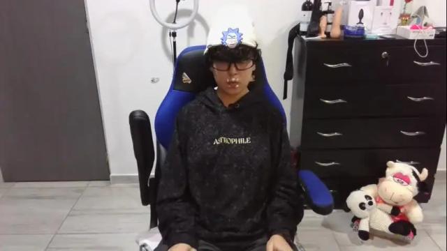 Image 3 of thomascooper_cams Stream on Chaturbate on 1 month ago