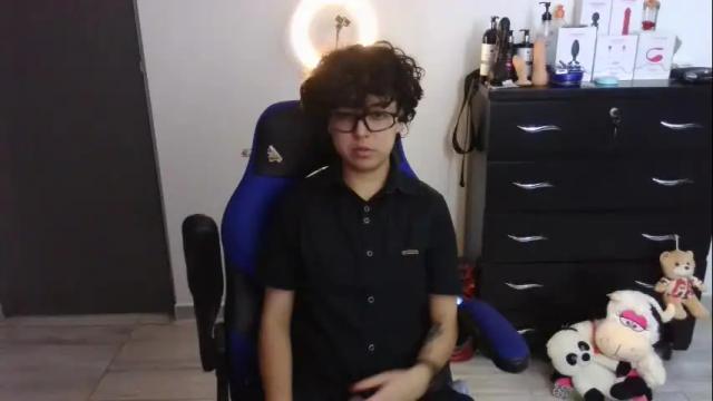 Image 7 of thomascooper_cams Stream on Chaturbate on 1 month ago