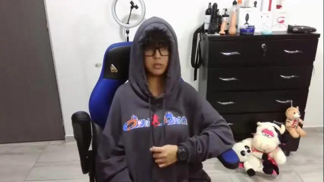 Image 10 of thomascooper_cams Stream on Chaturbate on 1 month ago