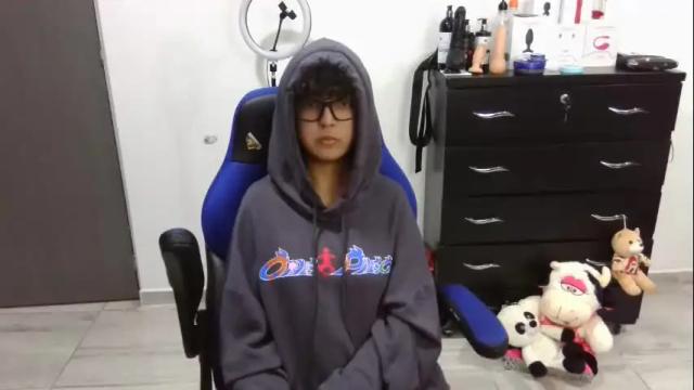 Image 2 of thomascooper_cams Stream on Chaturbate on 1 month ago