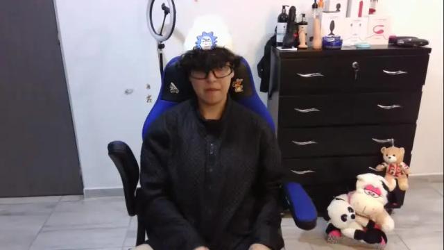 Image 4 of thomascooper_cams Stream on Chaturbate on 26 days ago