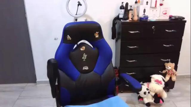 Image 12 of thomascooper_cams Stream on Chaturbate on 24 days ago