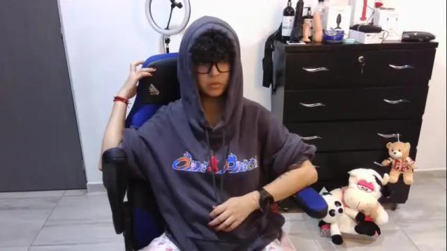 Image 12 of thomascooper_cams Stream on Chaturbate on 23 days ago