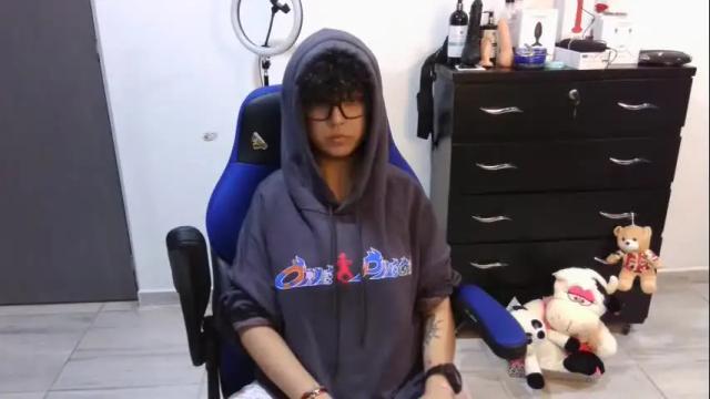 Image 4 of thomascooper_cams Stream on Chaturbate on 23 days ago