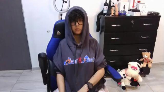 Image 6 of thomascooper_cams Stream on Chaturbate on 23 days ago