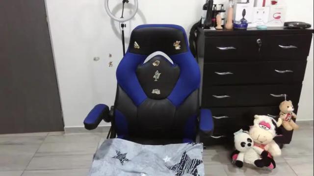 Image 2 of thomascooper_cams Stream on Chaturbate on 14 days ago
