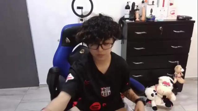 Image 2 of thomascooper_cams Stream on Chaturbate on 11 days ago
