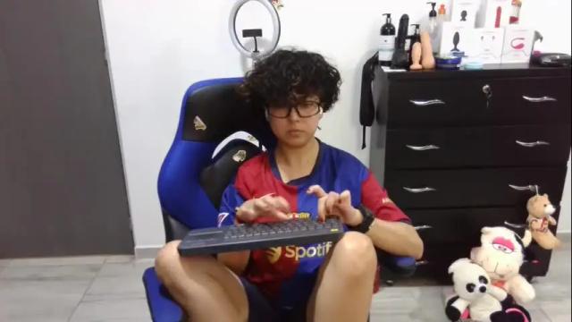 Image 8 of thomascooper_cams Stream on Chaturbate on 3 days ago