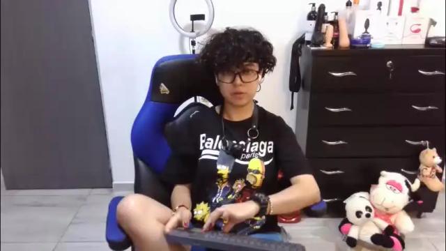 Image 11 of thomascooper_cams Stream on Chaturbate on 2 days ago