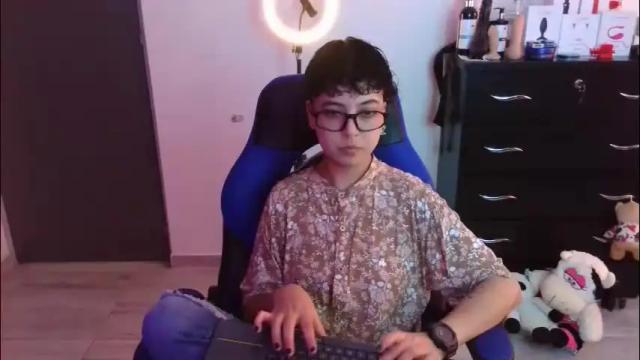 Thumbnail 1, thomascooper_cams's Stream at Chaturbate, 1 month ago