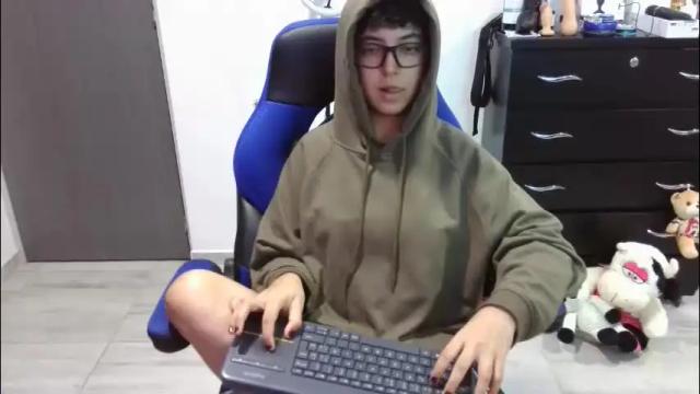 Image 6 of thomascooper_cams Stream on Chaturbate on 1 month ago