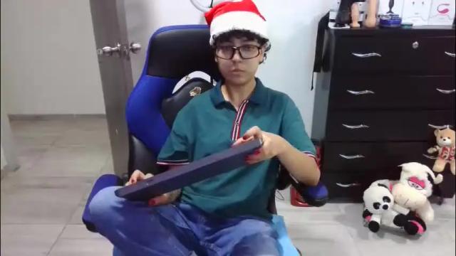 Image 3 of thomascooper_cams Stream on Chaturbate on 10 days ago