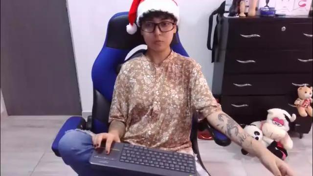 Image 3 of thomascooper_cams Stream on Chaturbate on 11 days ago