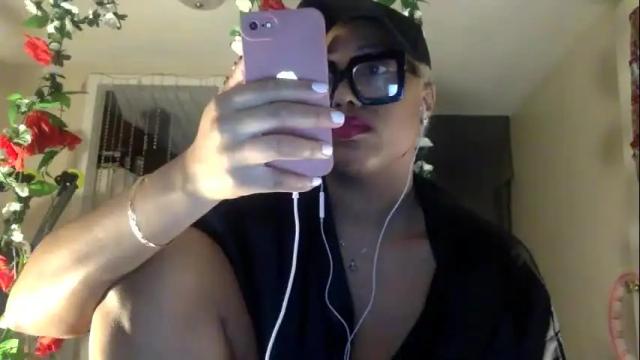Image 3 of thomasfantasies Stream on Chaturbate on 14 months ago