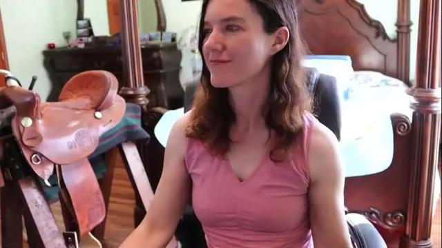 Image 3 of thornbury_rose Stream on Chaturbate on 1 month ago