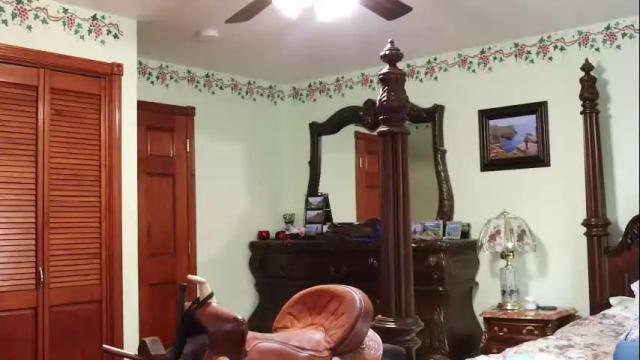 Image 10 of thornbury_rose Stream on Chaturbate on 1 month ago