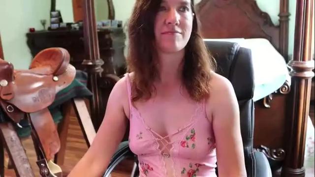 Image 3 of thornbury_rose Stream on Chaturbate on 1 month ago