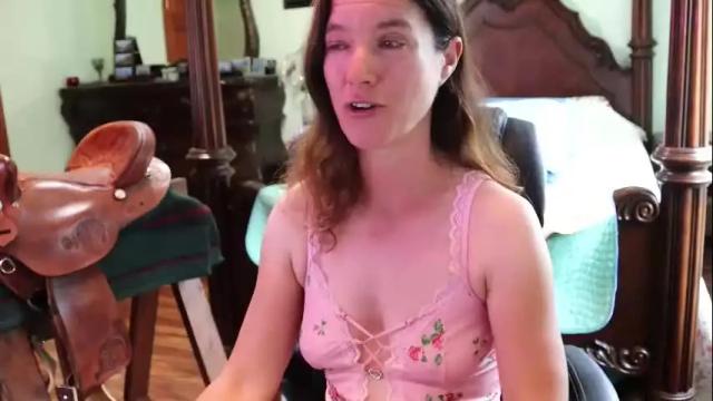 Image 4 of thornbury_rose Stream on Chaturbate on 29 days ago