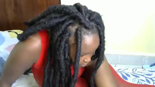 Image 2 of thotty_armani Stream on Chaturbate on 14 months ago