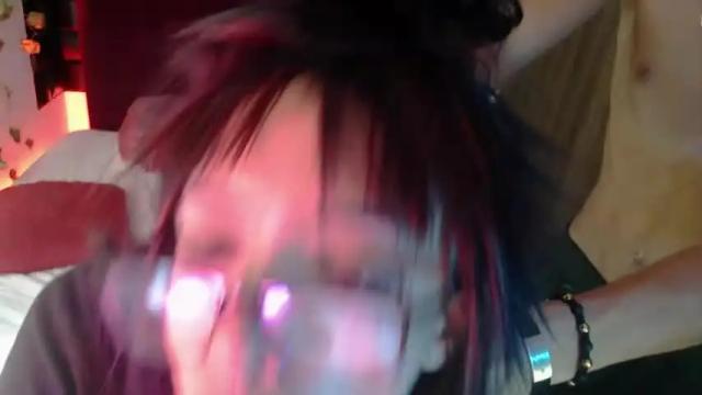 Image 7 of thundercherry666 Stream on Chaturbate on 15 months ago