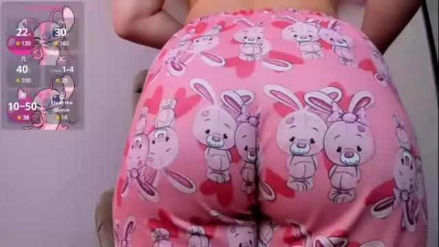 Image 3 of tiago_hannah Stream on Chaturbate on 21 days ago