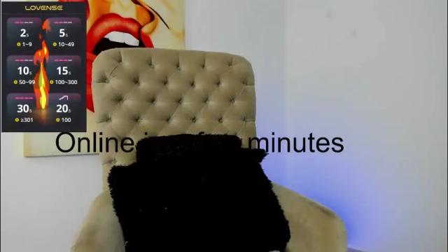 Image 12 of tiago_hannah Stream on Chaturbate on 2 months ago