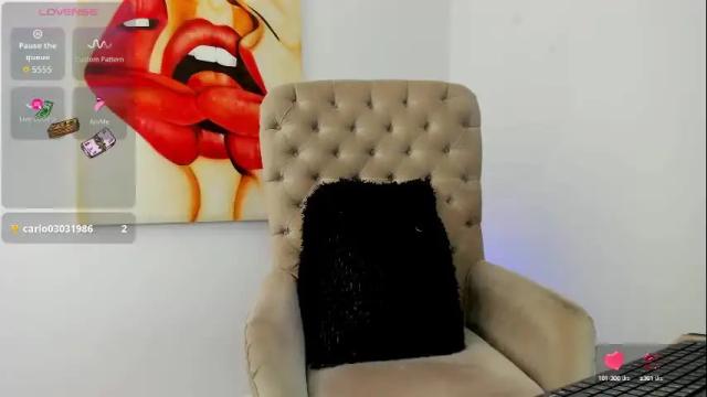 Image 12 of tiago_hannah Stream on Chaturbate on 2 months ago