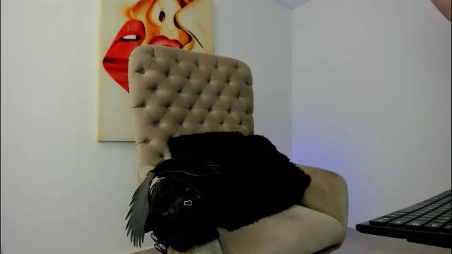 Image 2 of tiago_hannah Stream on Chaturbate on 24 days ago