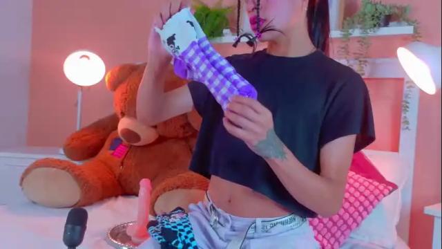 Image 6 of tiana_cinnamon Stream on Chaturbate on 5 days ago
