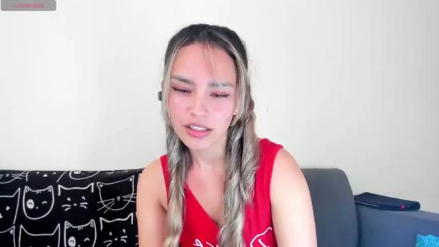 Image 2 of tiana_grey Stream on Chaturbate on 19 months ago