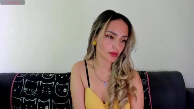 Image 7 of tiana_grey Stream on Chaturbate on 18 months ago