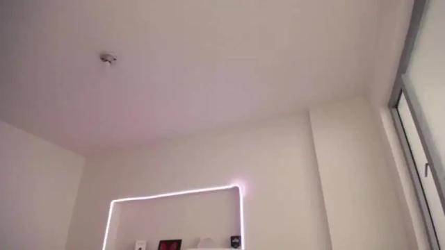 Image 12 of tianaa_ Stream on Chaturbate on 25 months ago